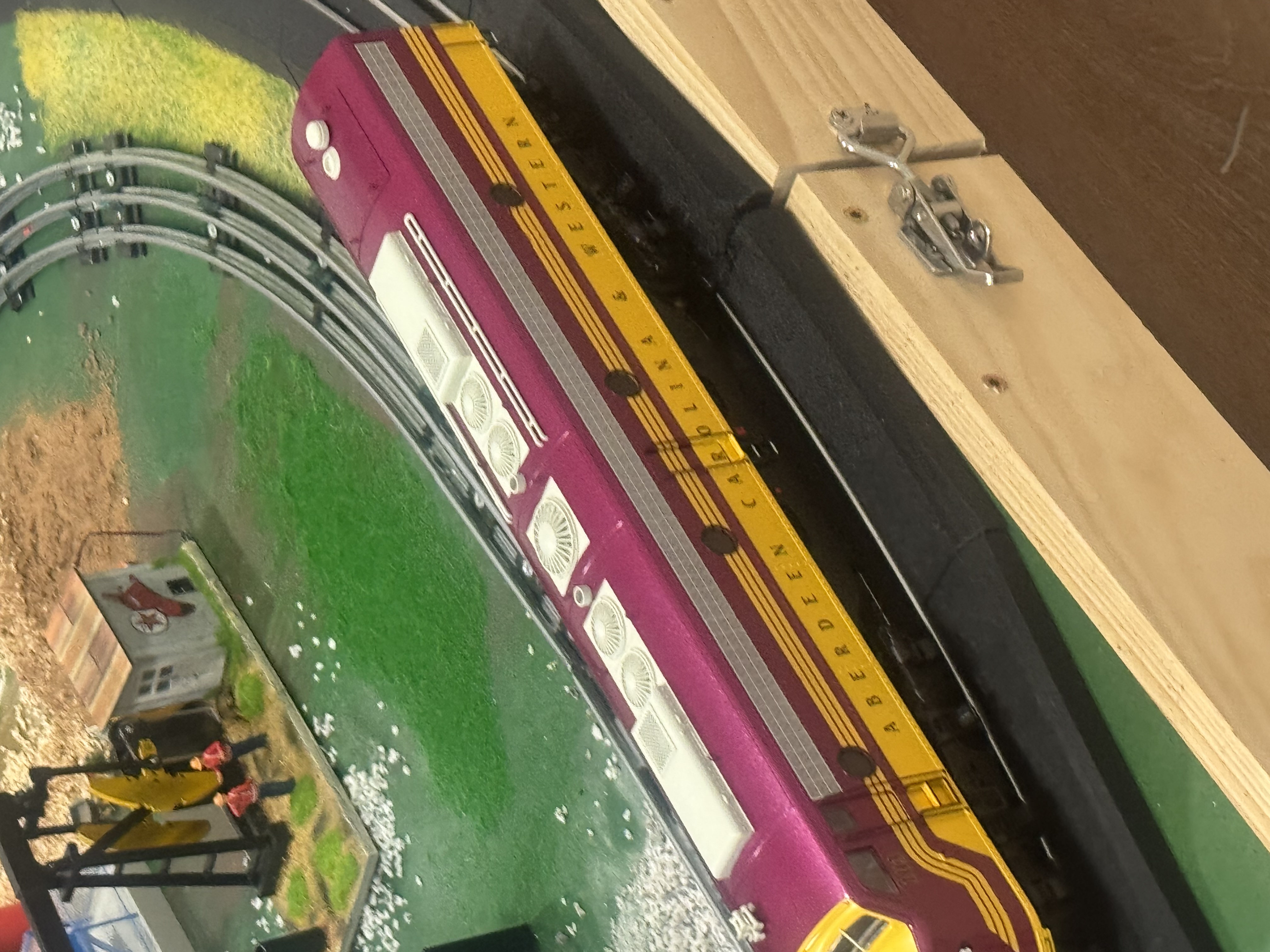 How to Get Started with O-Gauge Model Trains for Under $300